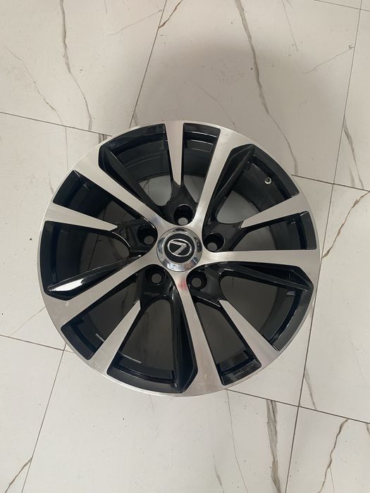 Продам диски Lexus LX 570 R21 5*150