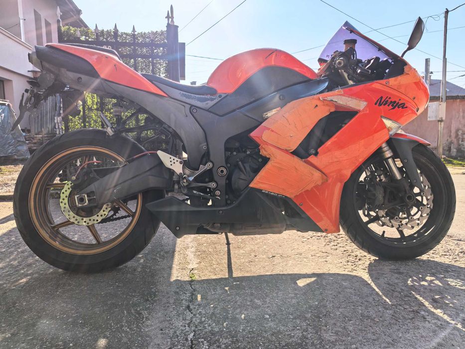 Kawasaki ZX6R - 2007г. на части!