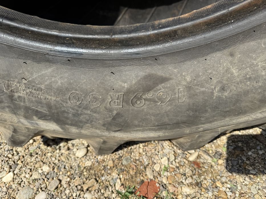 16,9r30 kleber o bucata