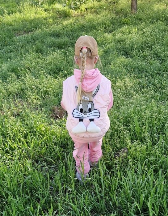 Продам костюм 4-6 лет