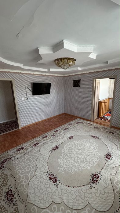 Продается 4 комнатная квартира