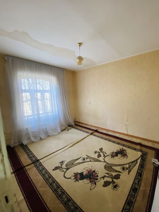 Сдается квартира 2 х комнатная в чинаре в кирпичном доме