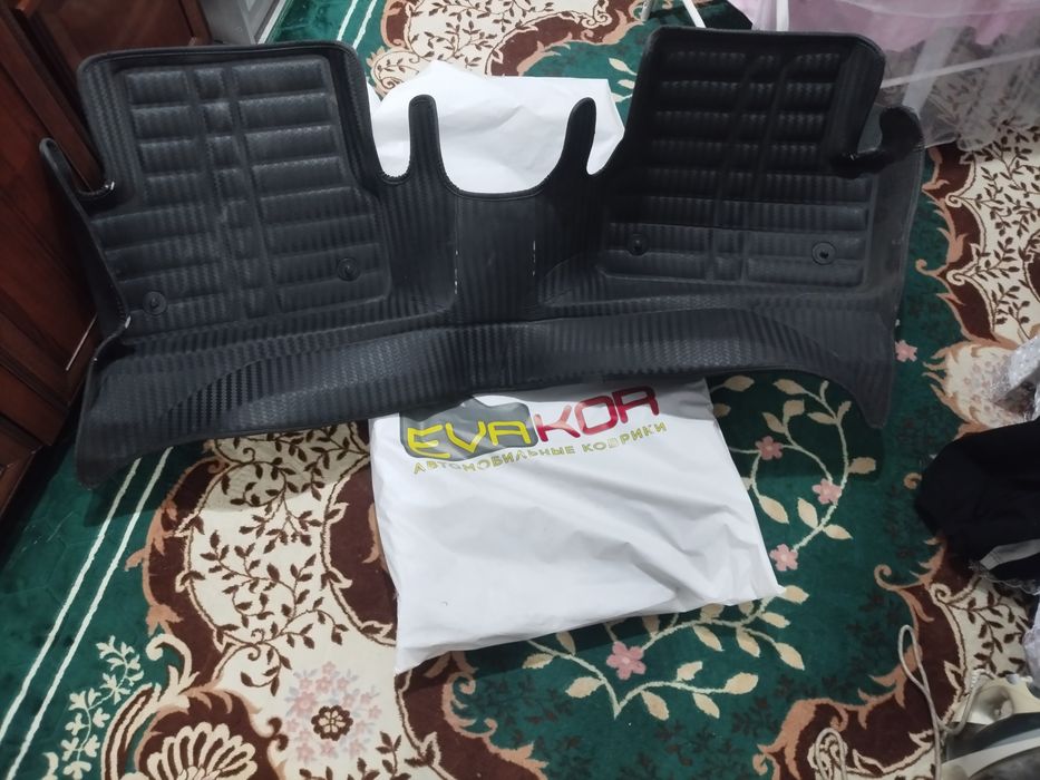 Кобель коврик идяално