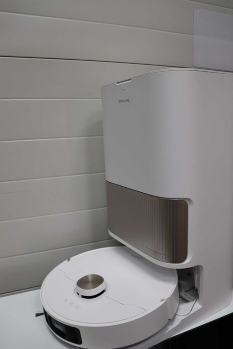 Прахосмукачка робот DREAME L40 Ultra, 11 000Pa, гореща вода 65°C, Mop