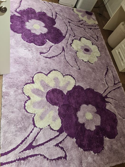 Продам ковёр  травка