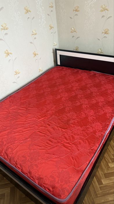 Кровать для спальни