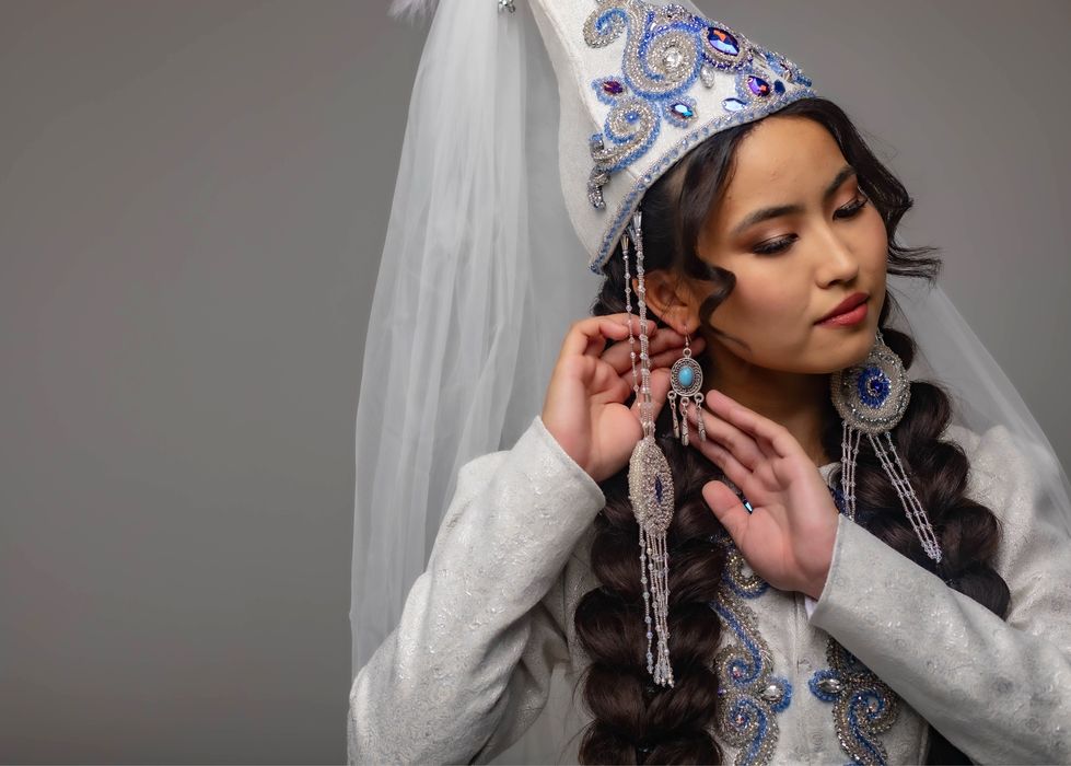 Продам Кажекей, сәукеле, тақия