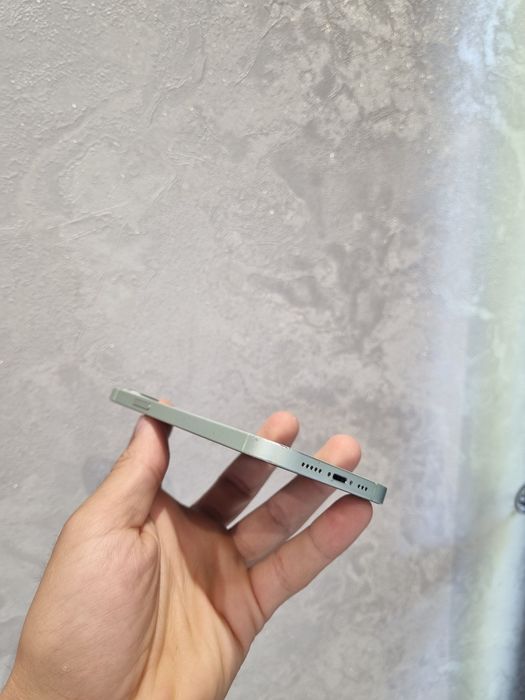 Iphone 12 128.    .