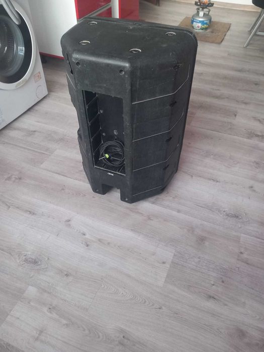 Vand boxa pe 15" țoli