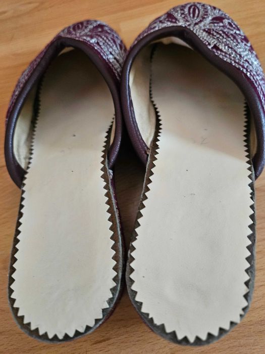 Везани родопски чехли 37 р.