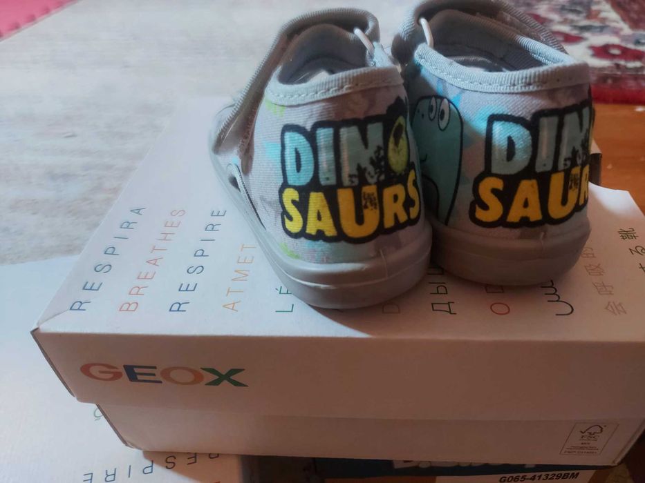 Papuci de casa, tip sandala. Marimea 24