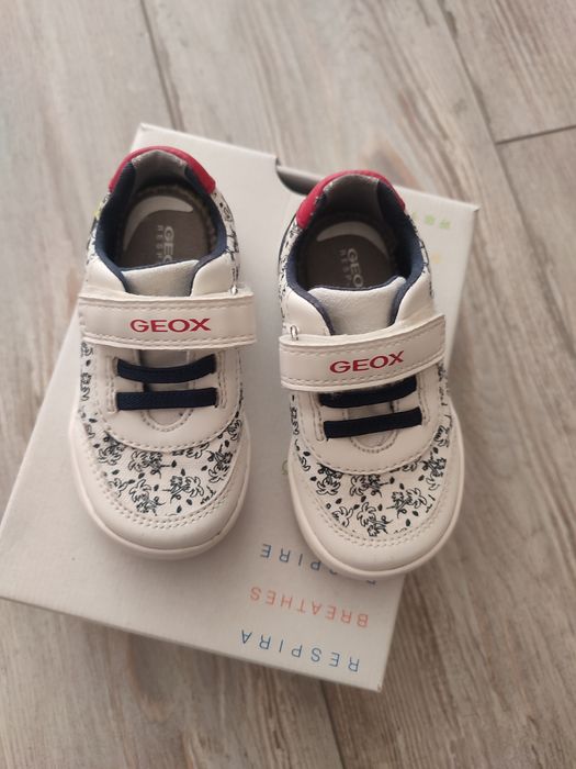 Обувки за момче 19-21 номер