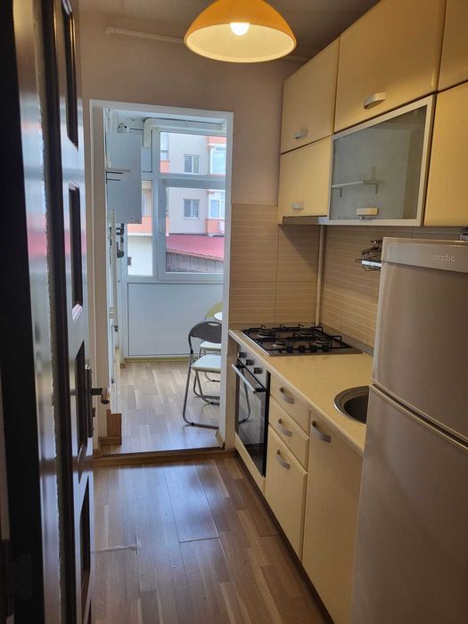 Proprietar închiriez garsonieră