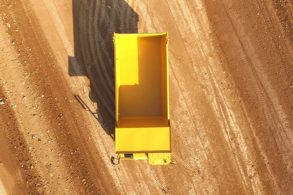 Карьерный самосвал CATERPILLAR SEM [3090F] (60т)