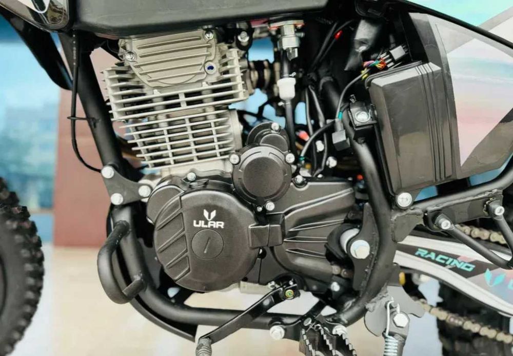 Мотоцикл эндуро ULAR YBS250