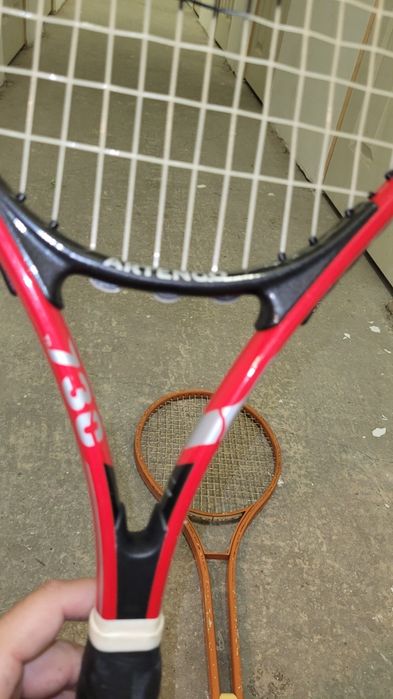 Racheta tenis adulti cu mingi plus BONUS racheta vintage