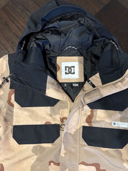 Яке DC Shoes за сноуборд snowboard