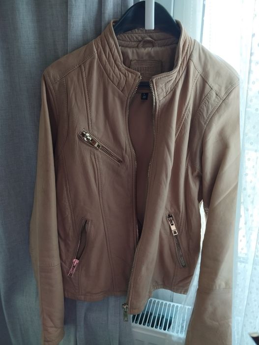 Bershka яке естествена кож