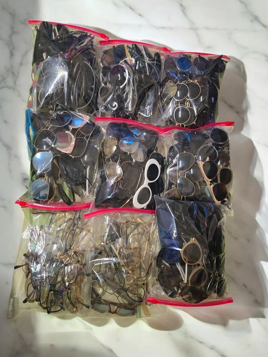 Слънчеви и диоптрични очила на едро