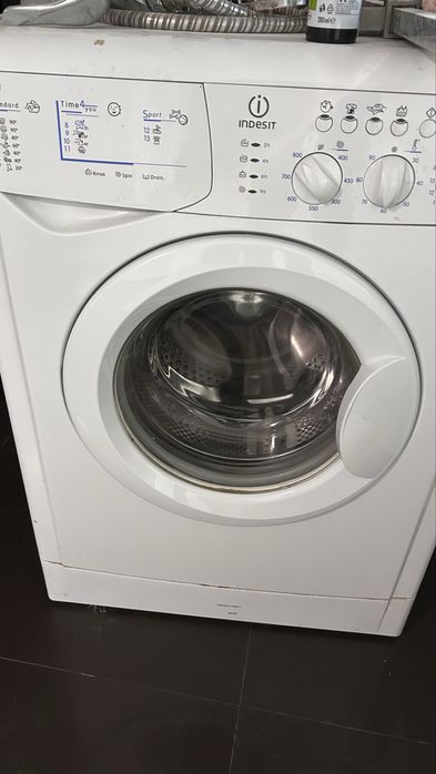 Пералня Indesit