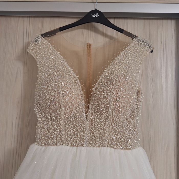 Rochie de mireasă cusută manual