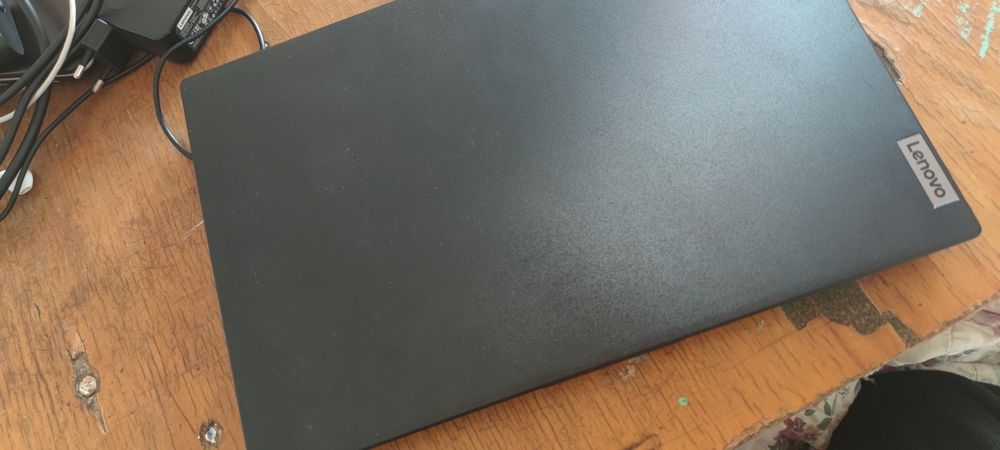 Sarlideal noutbuk kuchli
Intel Core i7 11-avlodli tezkor noutbuk sotil