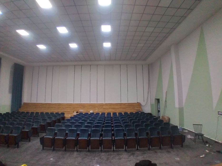 Кресло театральное для активного зала стул