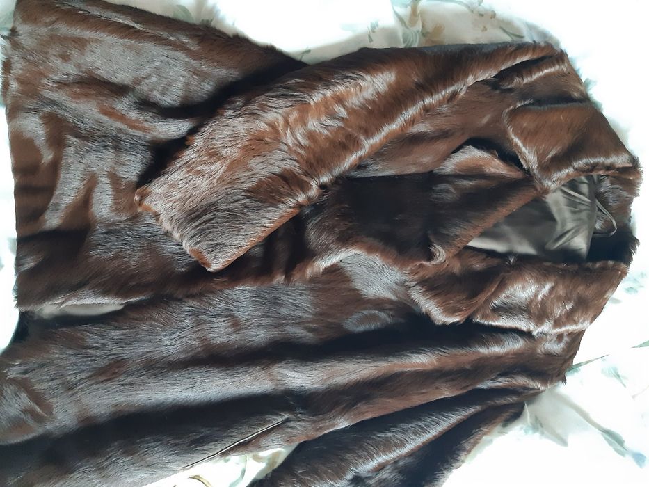 Haina din blana de vitel L-XL