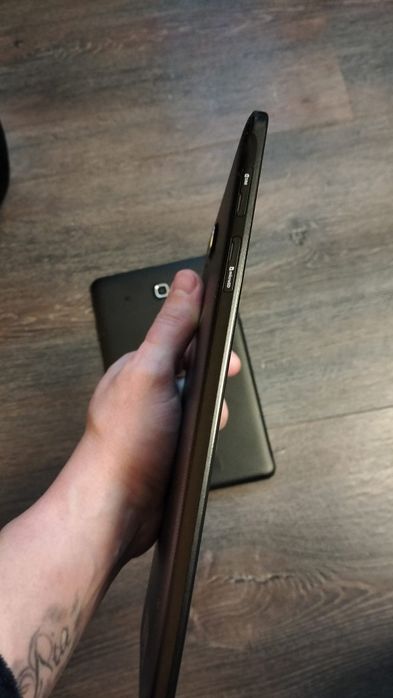 Samsung tableta E. vând/schimb