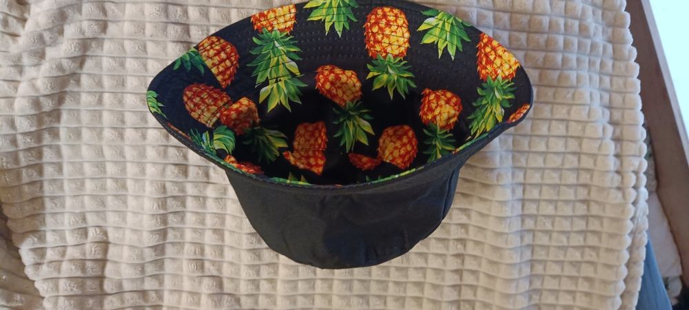 Двулицева шапка НОВА