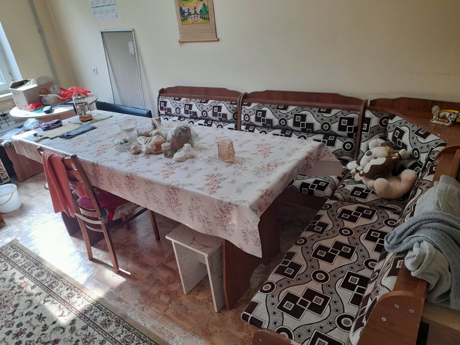 Уголок для кухни, со стульями