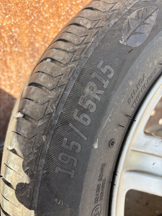 Нови летни гуми с алуминиеви джанти 4бр.195/65R15,Mazda,Мазда