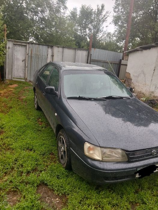 Продам Toyota Carina E