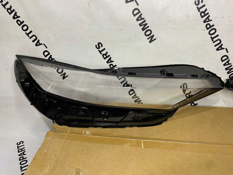 Стекло фары на Elantra