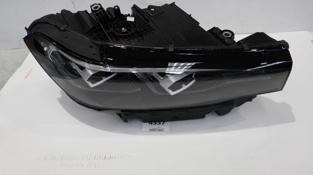 Десен фар Лед БМВ Х7 Г07 BMW X7 G07 със завиване, европейски