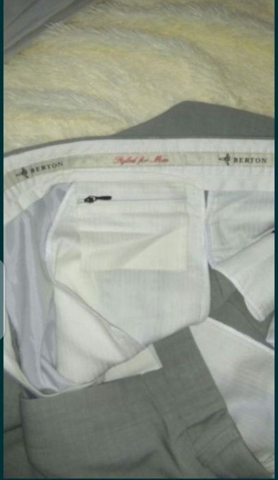 Продам блюки фирменные