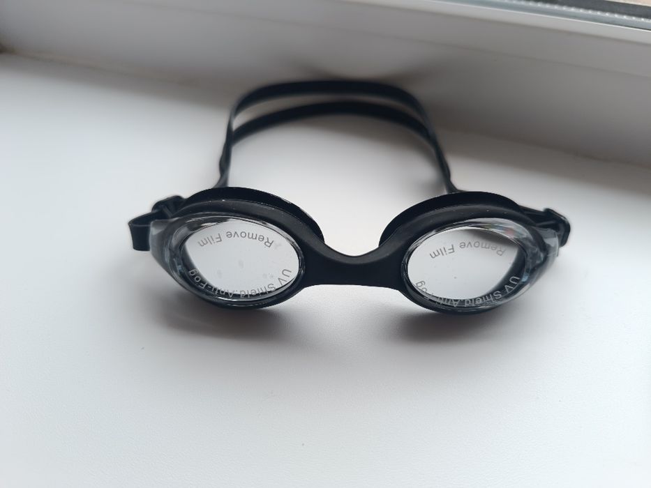 Очки для плавания