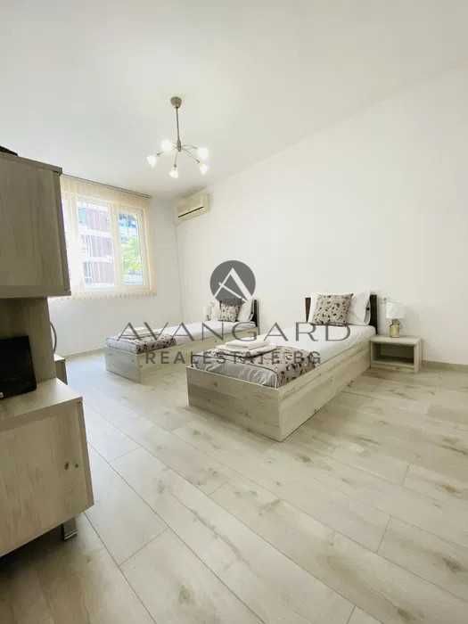 оф.14939 Просторен 4-стаен Център/Тримонциум