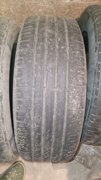 Шины летние Continental комплект продам
