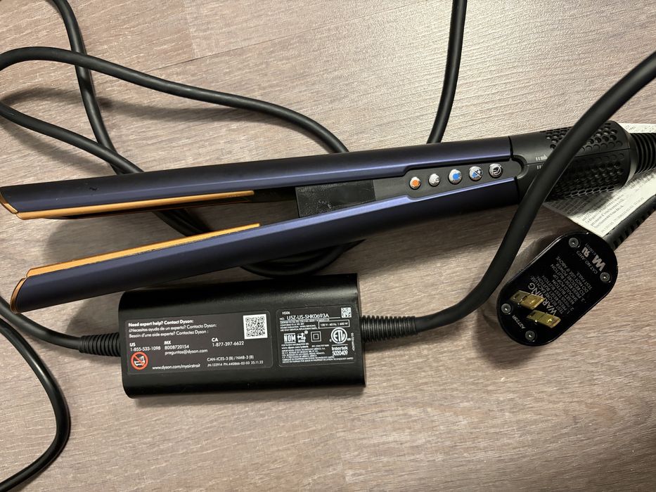 Dyson airstrait HS06 SUA