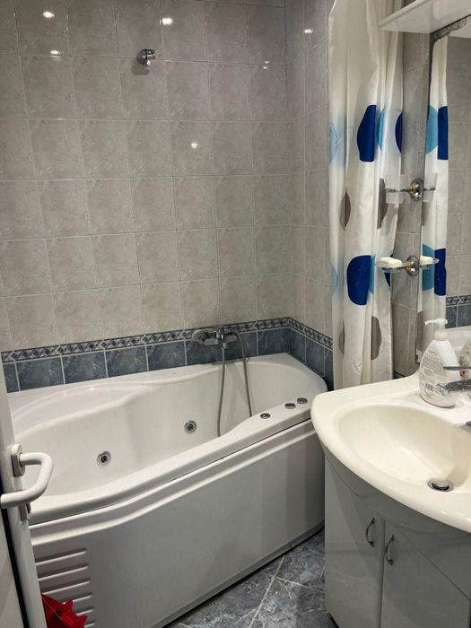 Тристаен апартамент под наем в ж.к. Белите брези, 2218821