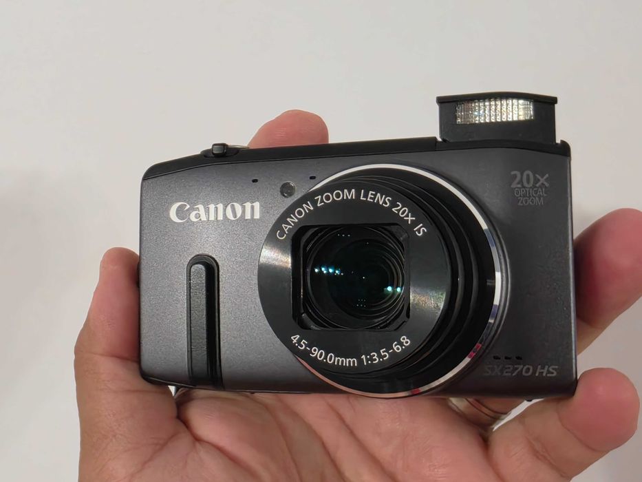 Aparat foto digital compact Canon Powershot SX270 12MP 20x Zoom