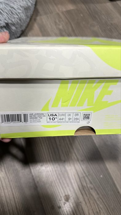 Jordan 1 Retro High OG Visionare 44.5eur