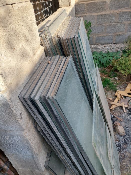 Оконный стеклопакет