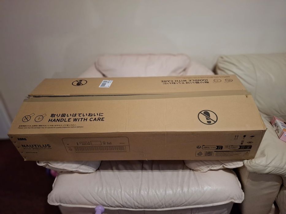 Korg Nautilus AT -61