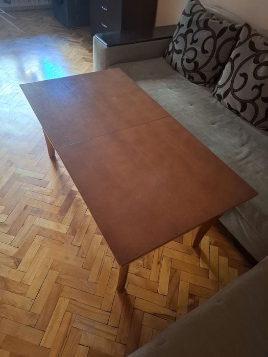 Ъглов диван с холна маса