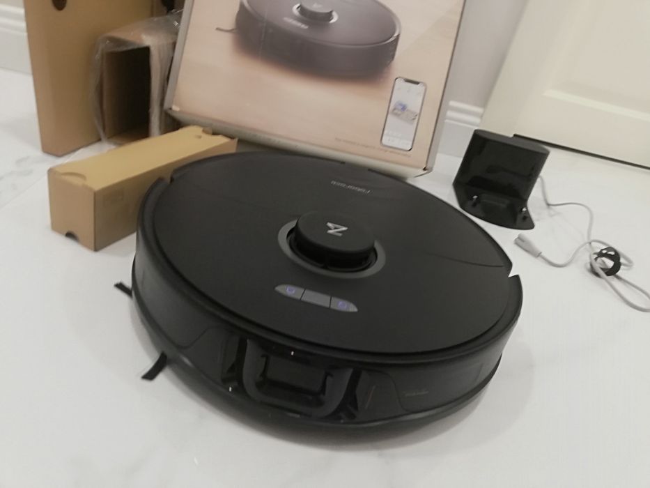 Прахосмукачка робот Roborock S8