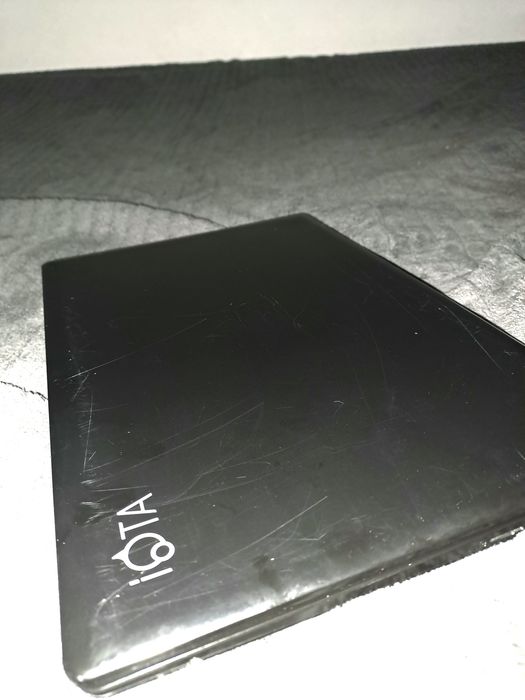 Laptop iOTA Flo / Intel Celeron N3350 1.10GHz 4GB RAM 64GB ROM