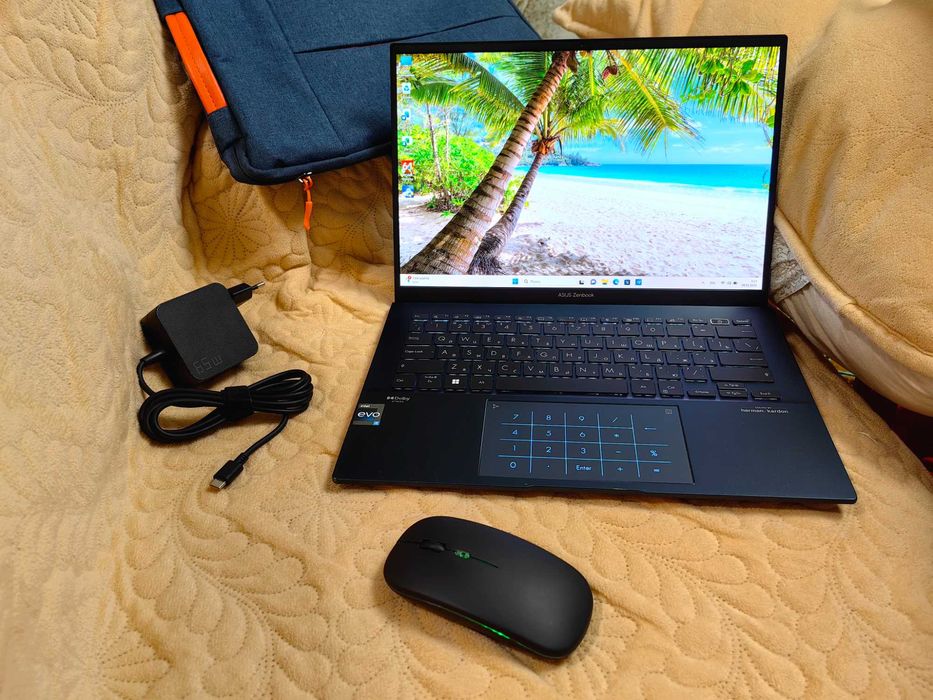 Asus Zenbook 14 OLED Core i5-1240P, 16GB, 3k 90Hz 100% DCI-P3, 700nit