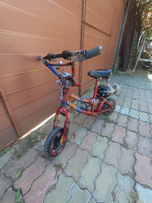 Vând mini surron